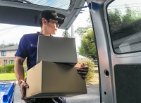 【積極採用】納品スタッフ/ 正社員を目指せる / 未経験歓迎 / 時給1,400円～