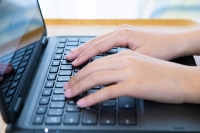 電子データのデータ移動作業 / 三島市 / 未経験歓迎 / 時給1,200円～