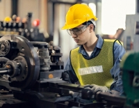 【職業紹介】工作機械のオペレーター / 正社員 / 長期休暇あり / 月給185,000円～